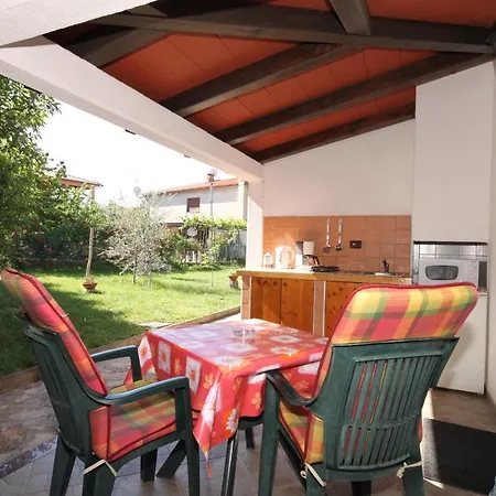 Apartment With A Parking Space - 7666 Umag