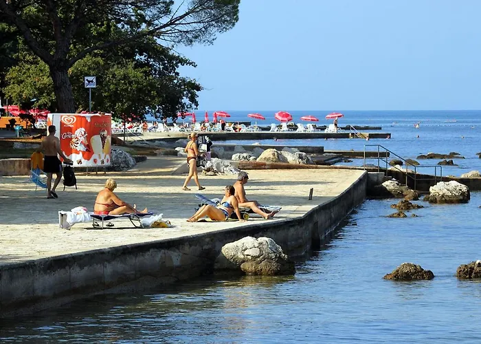 With A Parking Space - 7666 * Umag