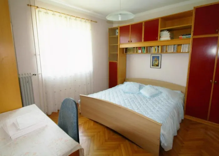 With A Parking Space - 7666 Apartman *